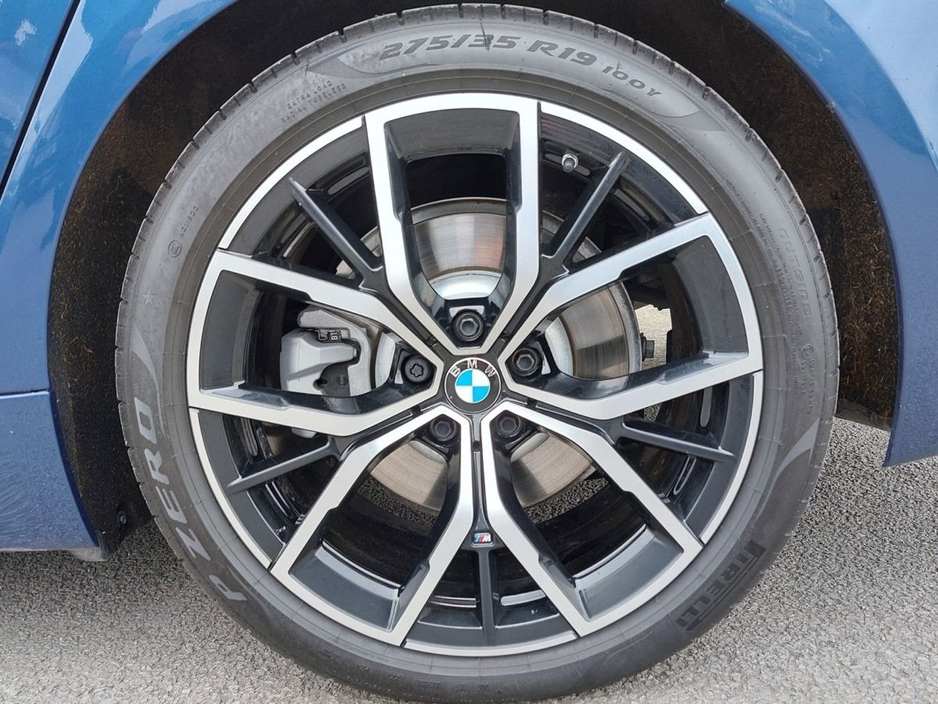 2024 BMW 5 Series - image 14