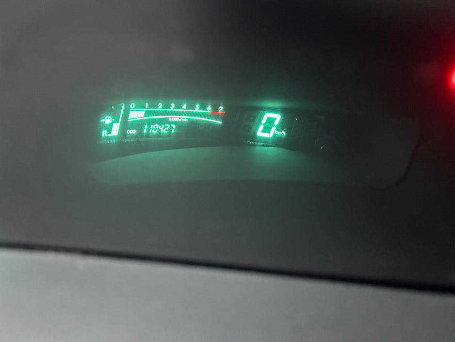 2011 Toyota Yaris 1.0 VVT-i 3Dr Sport €4,950