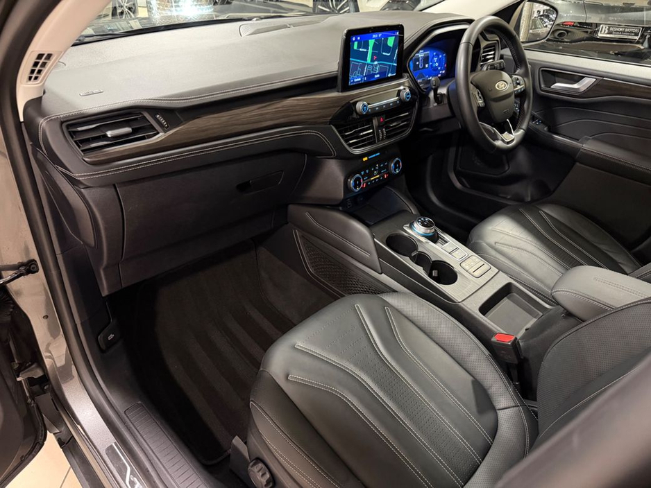 2023 Ford Kuga VIGNALE HYBRID=HUGE SPEC//ONLY 24000 KMS//1 OWNER=FULL SERVICE HISTORY=TAILORED FINANCE PACKAGES AVAILABLE=TRADE IN'S WELCOME €31,995