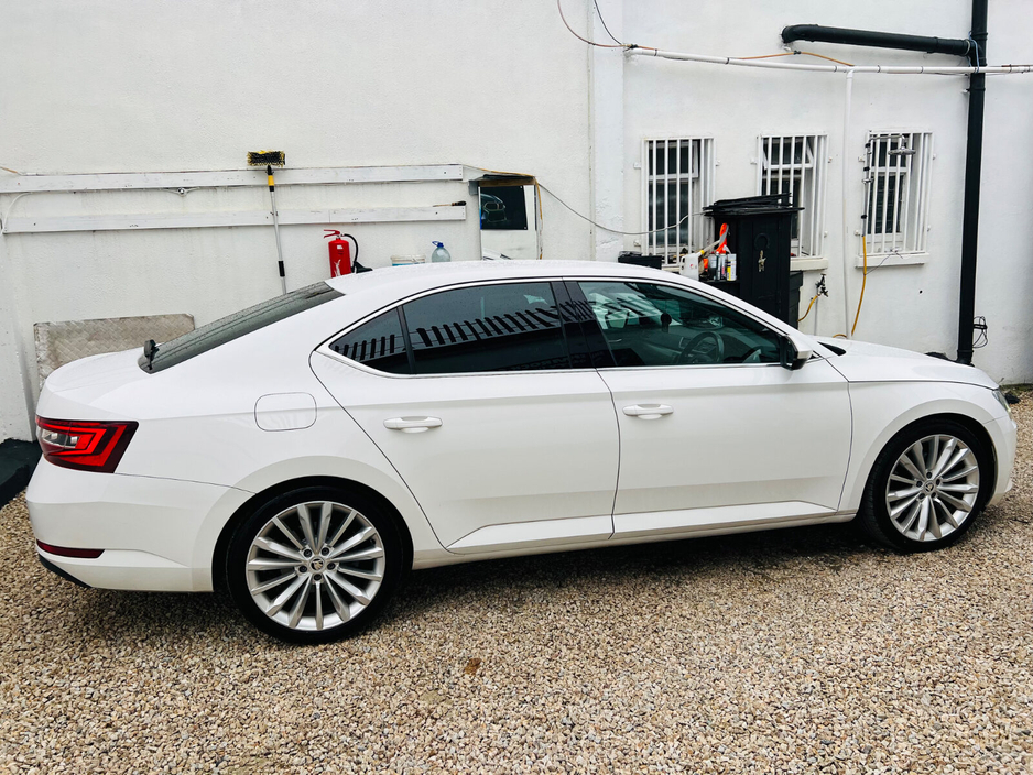 2017 Skoda Superb 2.0 TDI 150bhp Ambition DSG €9,450