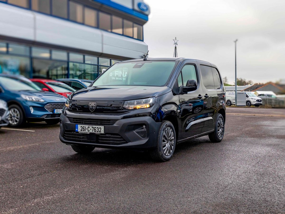 2026 Peugeot Partner - image 14