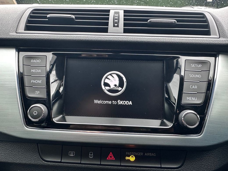 2016 Skoda Fabia - image 26
