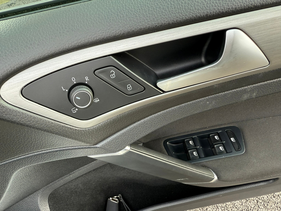 2016 Volkswagen Golf  €15,590