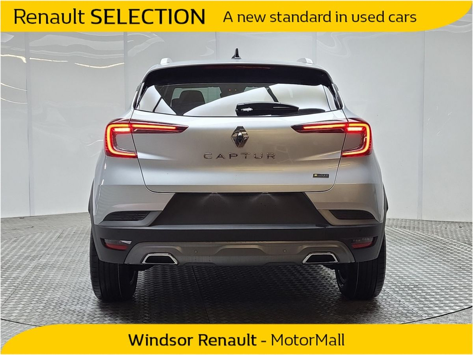 2023 Renault Captur - image 11