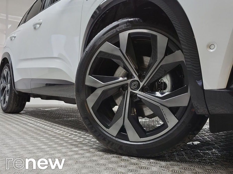 2024 Renault Austral - image 12