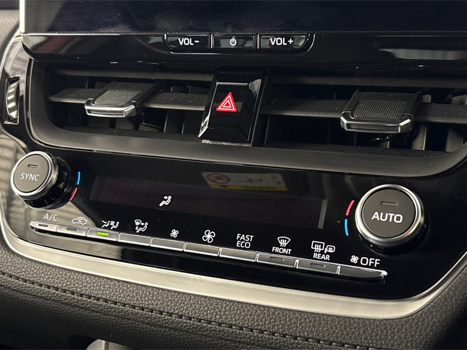 2024 Toyota Corolla Cross - image 20