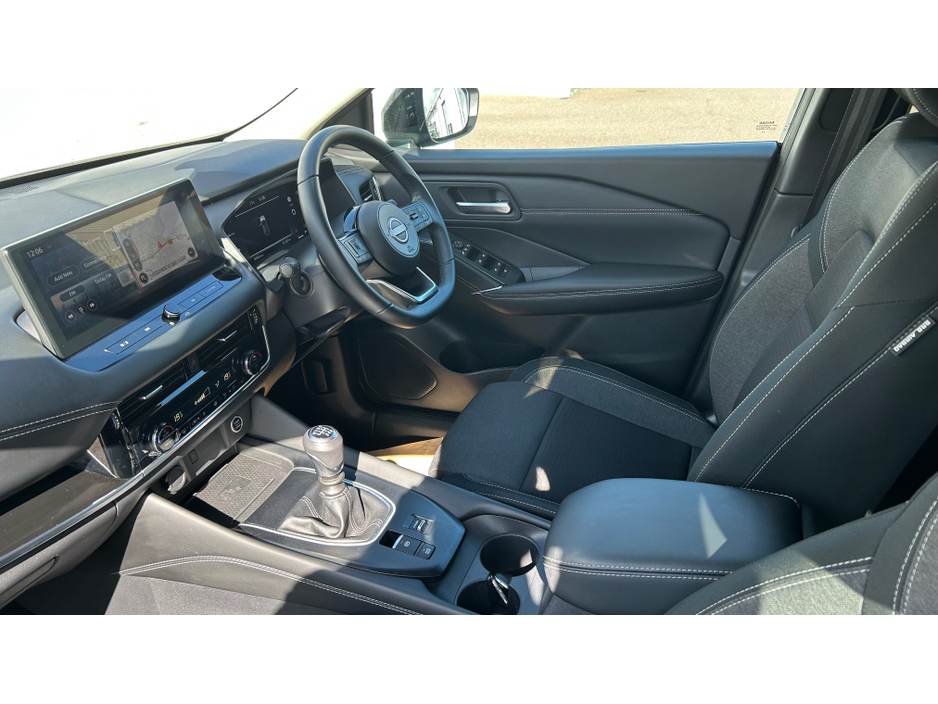 2023 Nissan Qashqai QQ 1.3 HYB SV PREMIUM GR RR MY €32,495