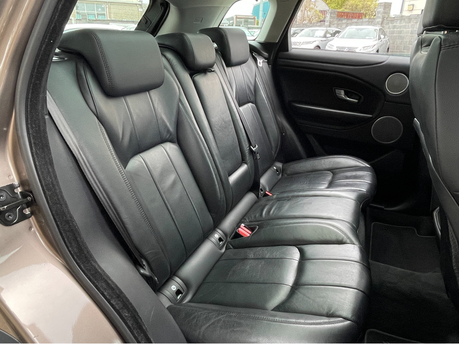 2017 Land Rover Range Rover Evoque - image 20