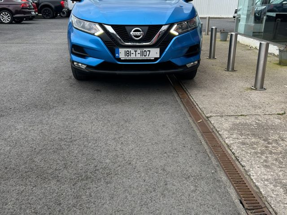2018 Nissan Qashqai - image 3