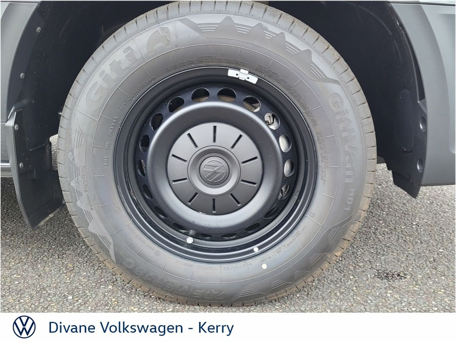 2026 Volkswagen Crafter AUTOMATIC HIGHLINE M.W.B 35 2.0TDI 140BHP €43,500