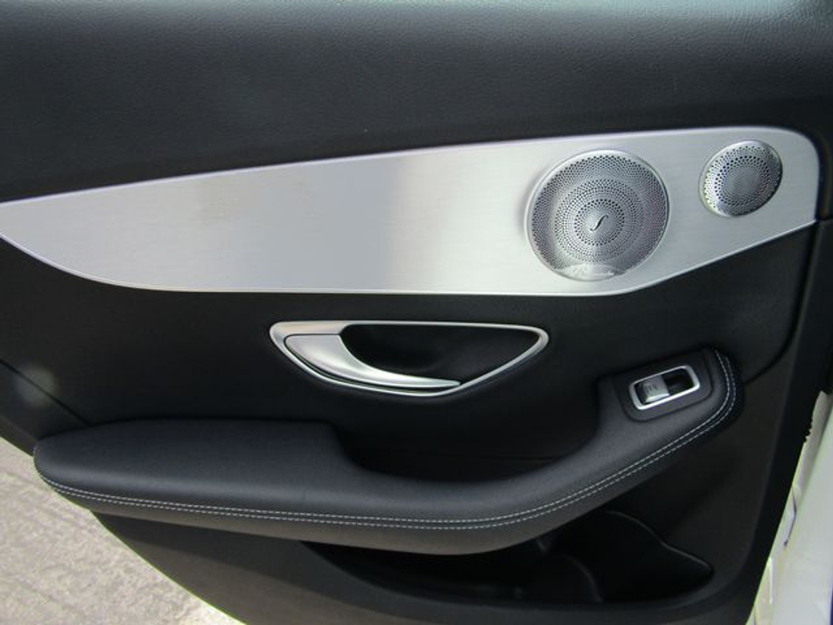 2016 Mercedes-Benz C Class - image 23