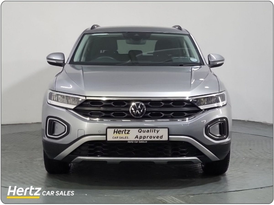 2024 Volkswagen T-Roc - image 16