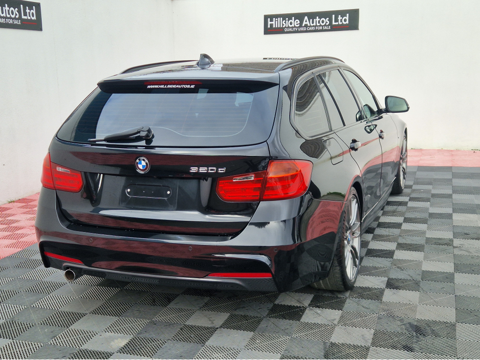 2013 BMW 3 Series - image 9