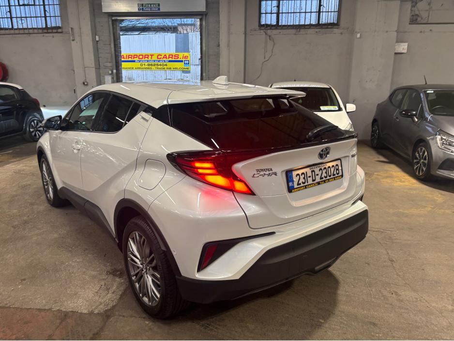 2023 Toyota C-HR HYBRID SOL 4DR AUTO €24,499