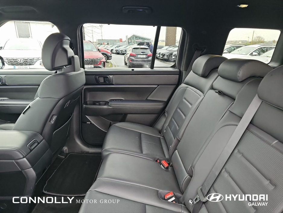 2024 Hyundai Santa Fe - image 6