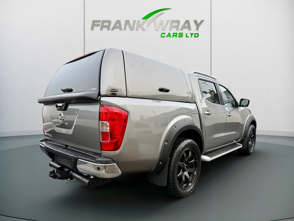 2019 Nissan Navara TEKNA 2.3 DCI 190 **FULLY KITTED**NO VAT**FSH**MINT**ONE UK OWNER** €22,450