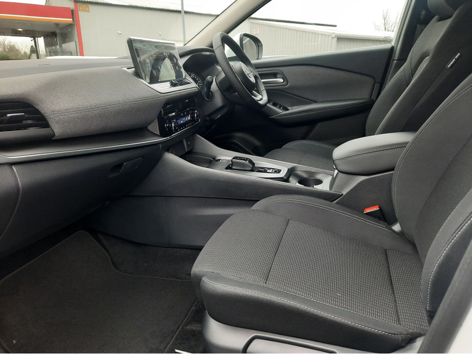 2026 Nissan Qashqai E-POWER SV + WARM PACK