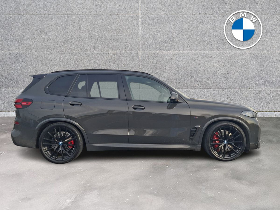 2025 BMW X5 xDrive50e M Sport €117,950