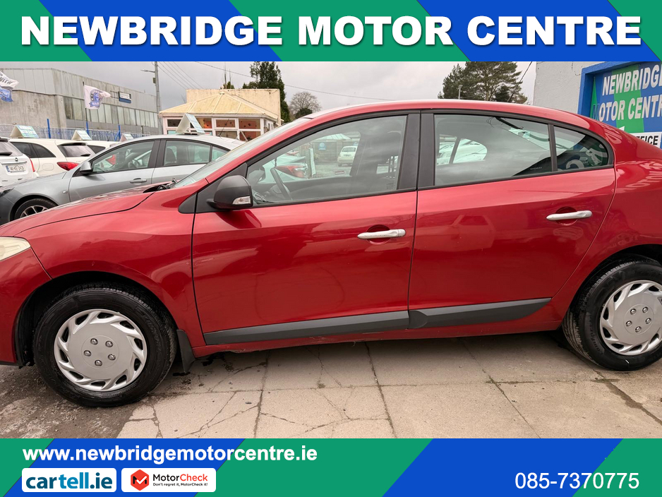 2011 Renault Fluence - image 5