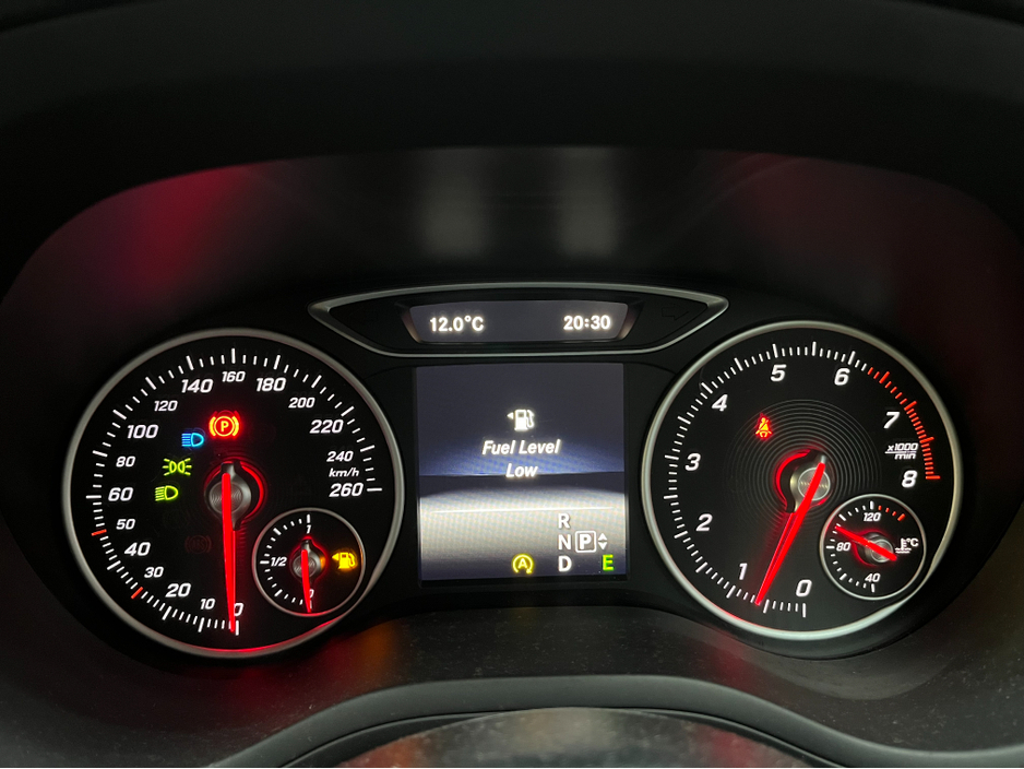 2015 Mercedes-Benz B Class - image 19