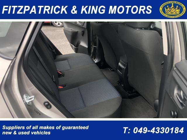 2015 Toyota Auris D-4D 90 (1.4) 5Dr Aura €15,500