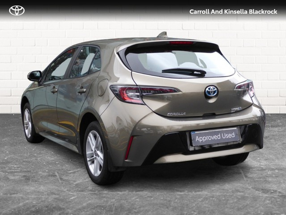2020 Toyota Corolla Hybrid Luna HB €21,950