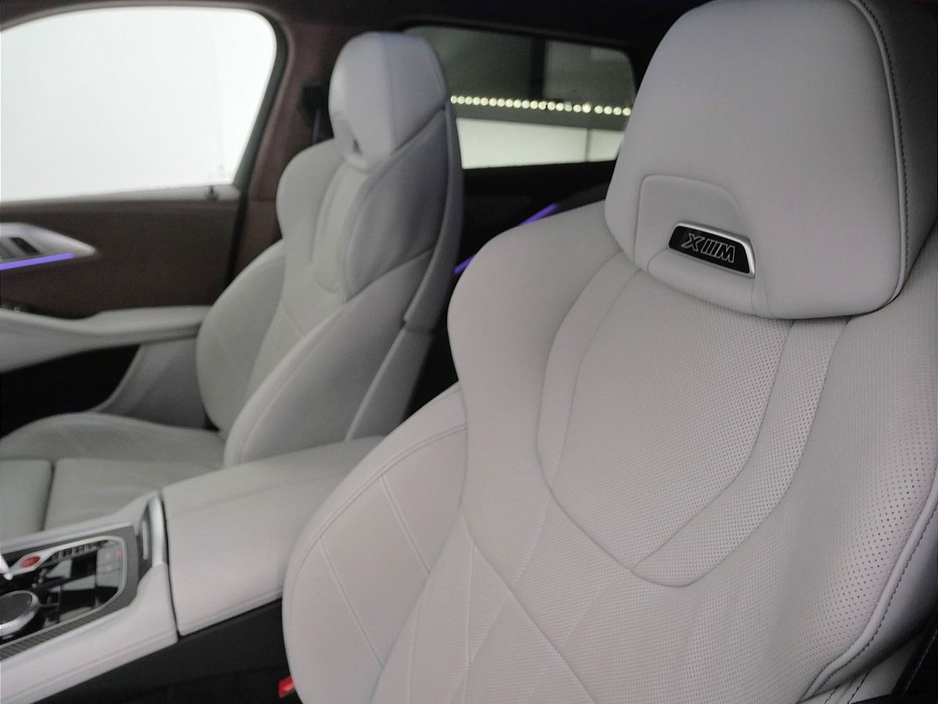 2024 BMW XM - image 30