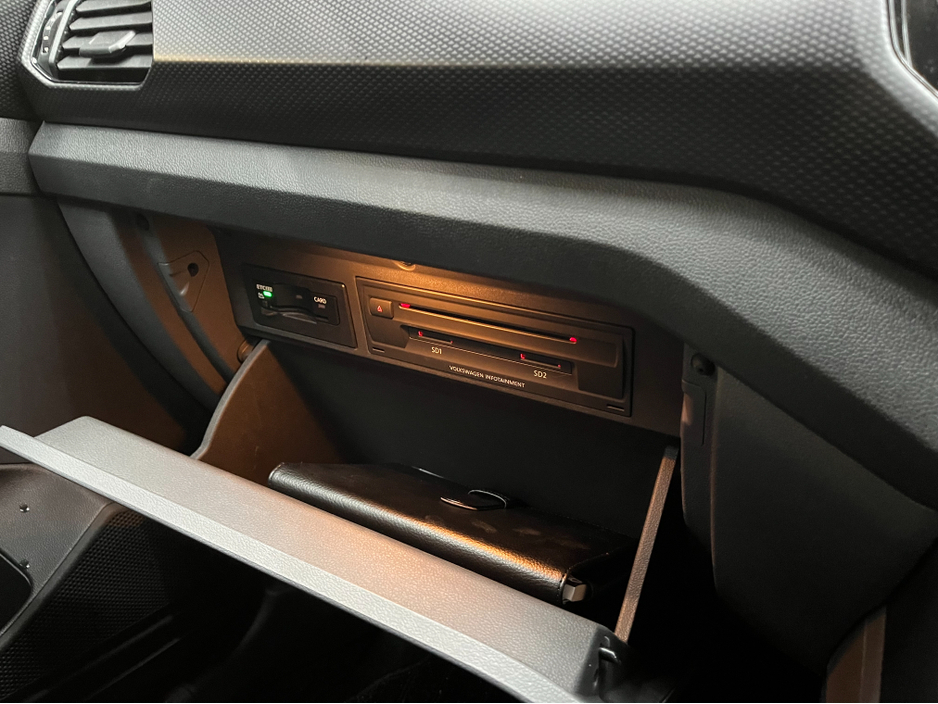 2020 Volkswagen T-Cross €21950! 2020 VOLKSWAGEN T-CROSS TSI FIRST 1.0 AUTOMATIC / CRUISE CONTROL / REVERSE CAMERA AND MORE €21,950