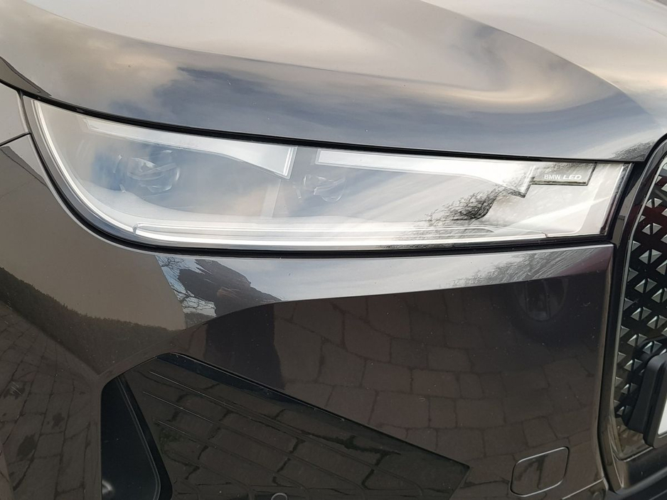 2023 BMW iX xDrive40 M Sport €57,995