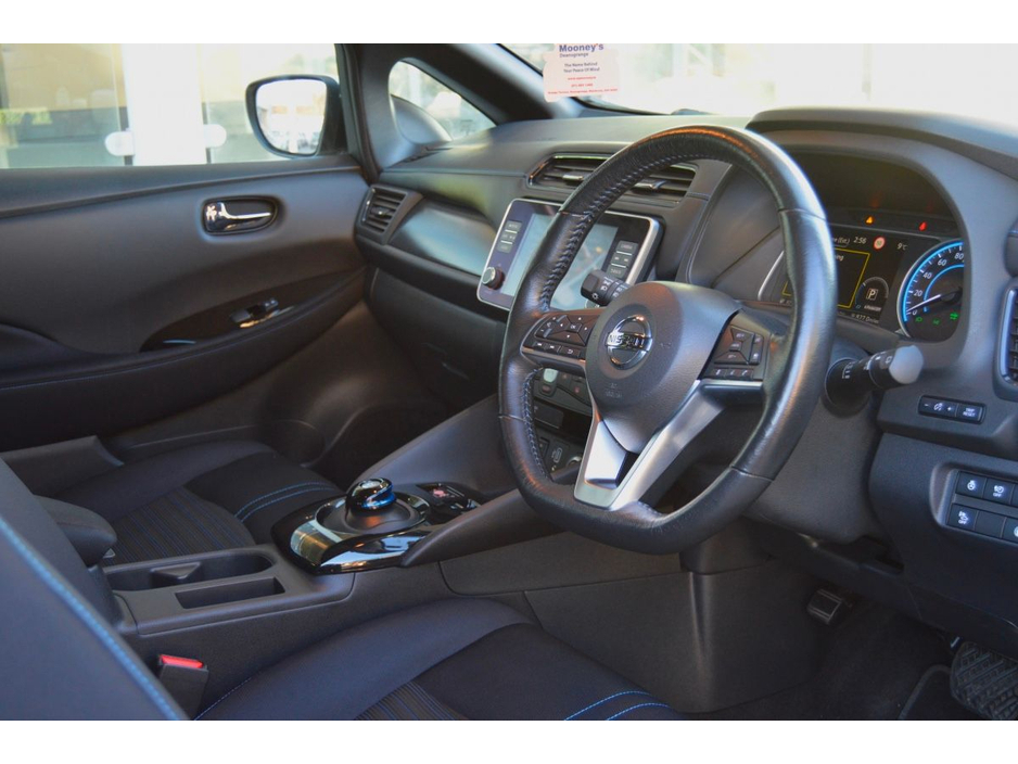 2019 Nissan Leaf Leaf SV Premium 40 kWh €13,699