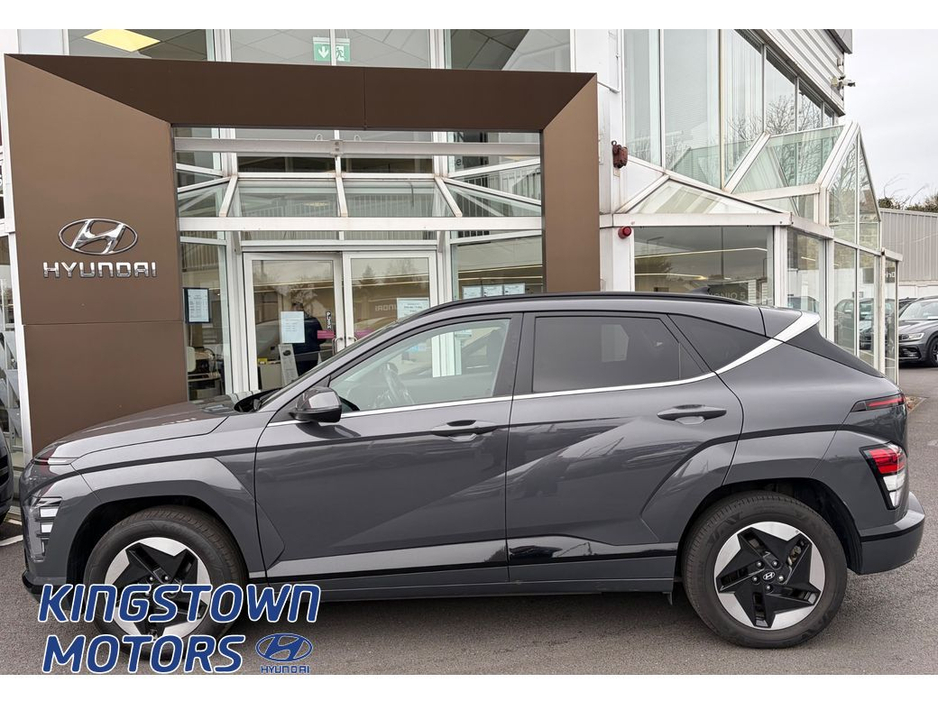 2024 Hyundai Kona - image 3