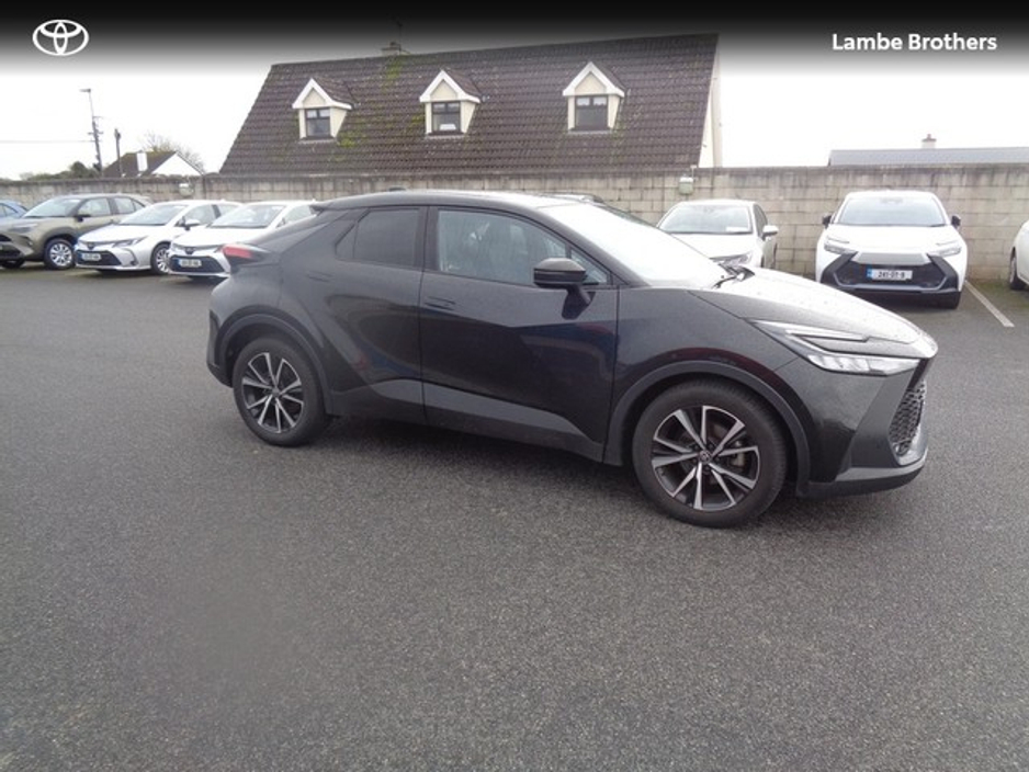 2024 Toyota C-HR - image 27