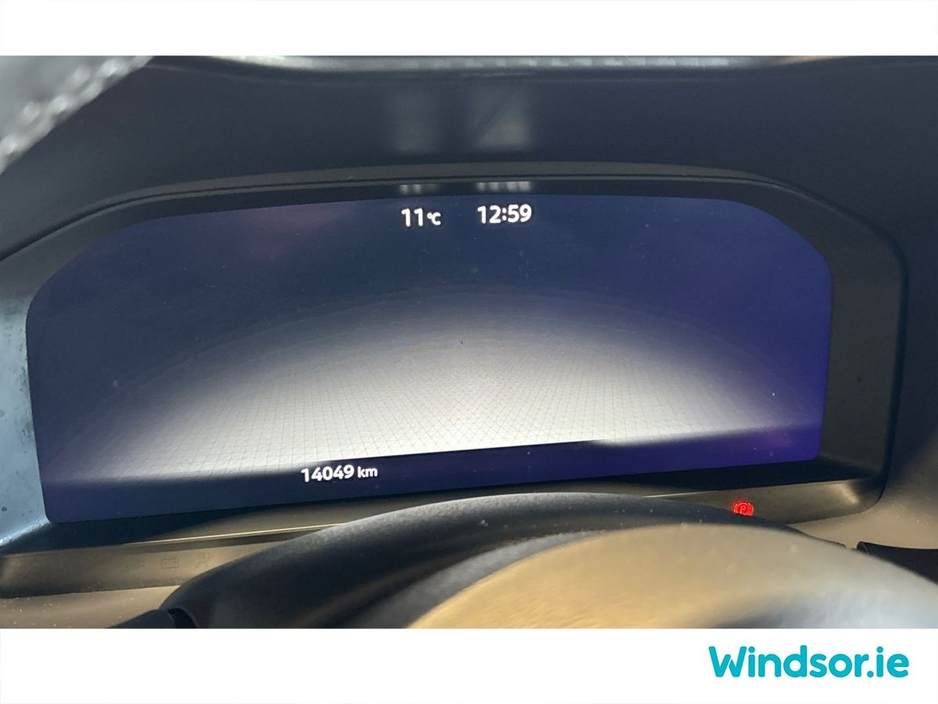 2025 Nissan Juke - image 17