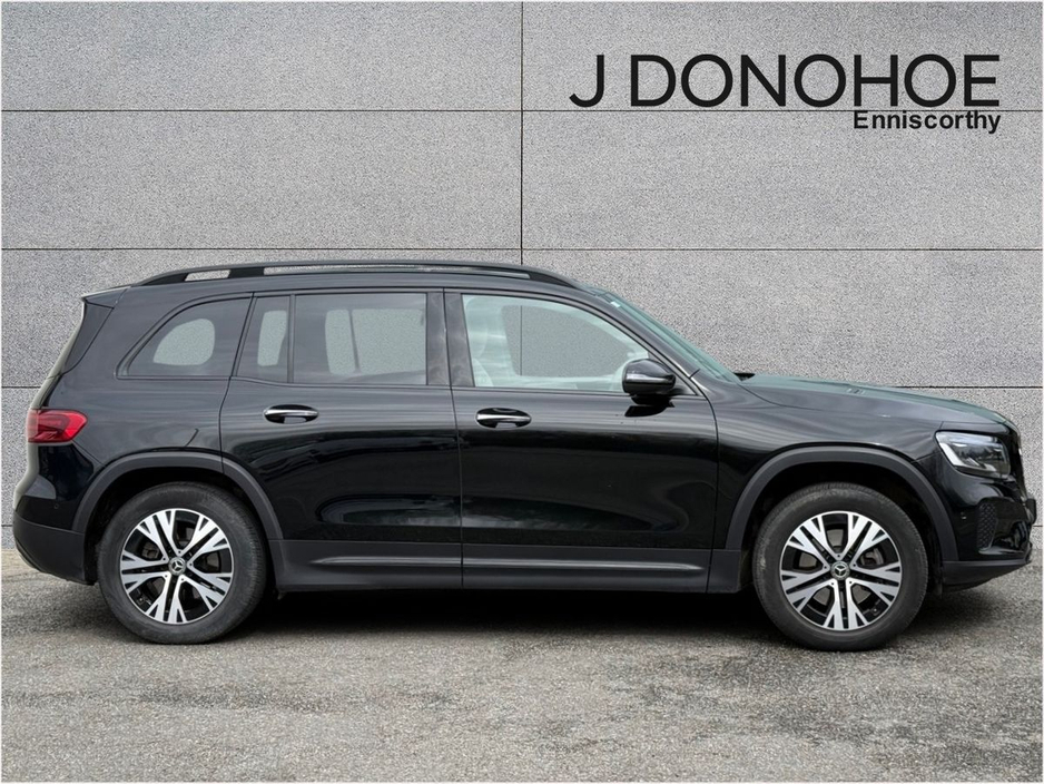 2025 Mercedes-Benz GLB - image 3