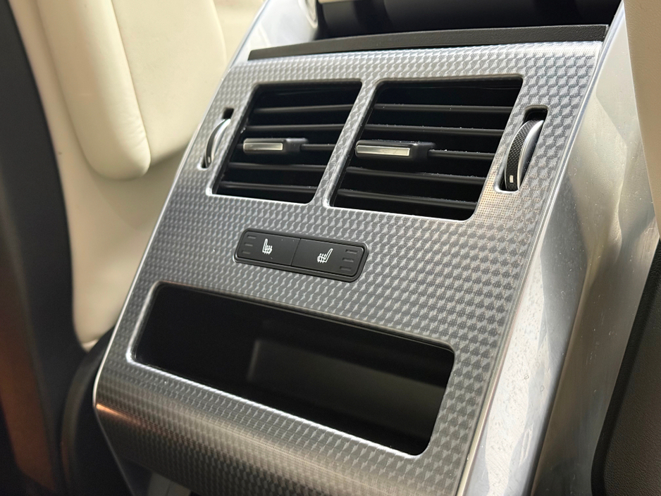 2021 Land Rover Range Rover Sport - image 19