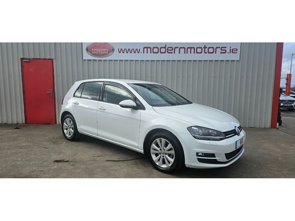 2016 Volkswagen Golf - image 17