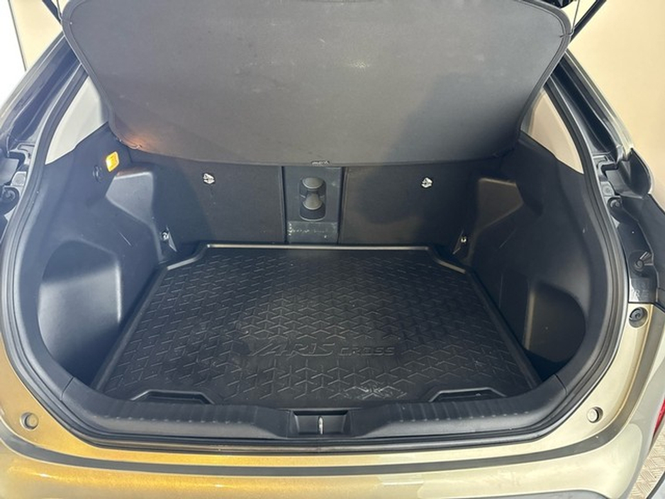 2024 Toyota Yaris Cross Hybrid SOL *Top Spec* €31,950