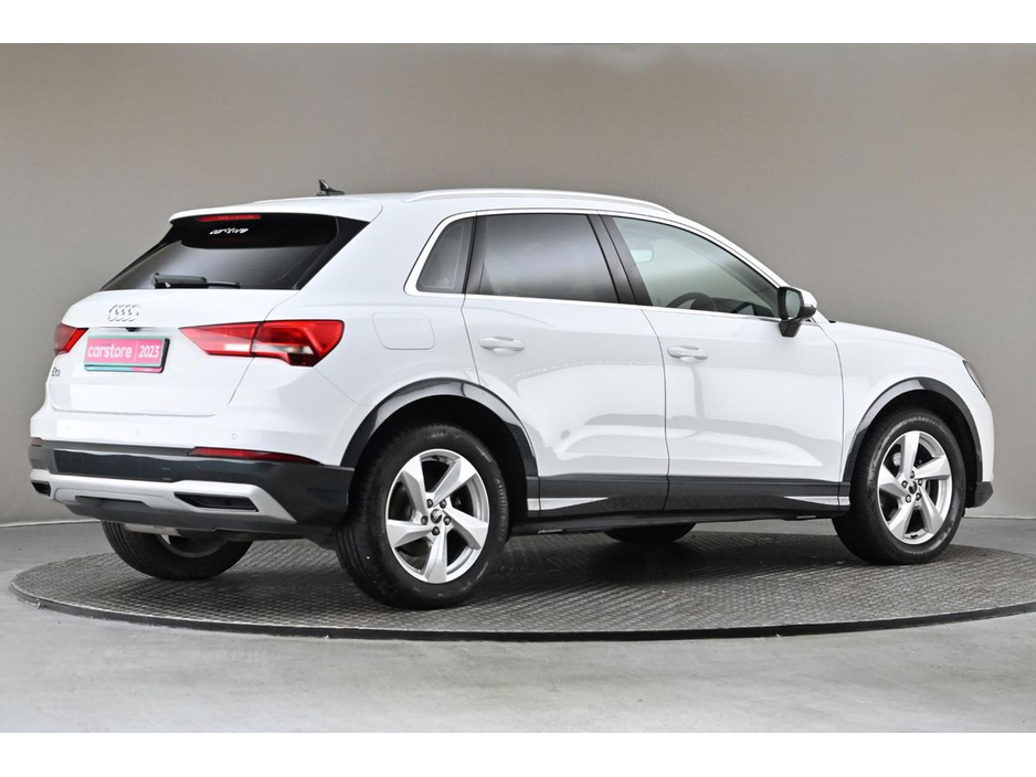 2023 Audi Q3 - image 9