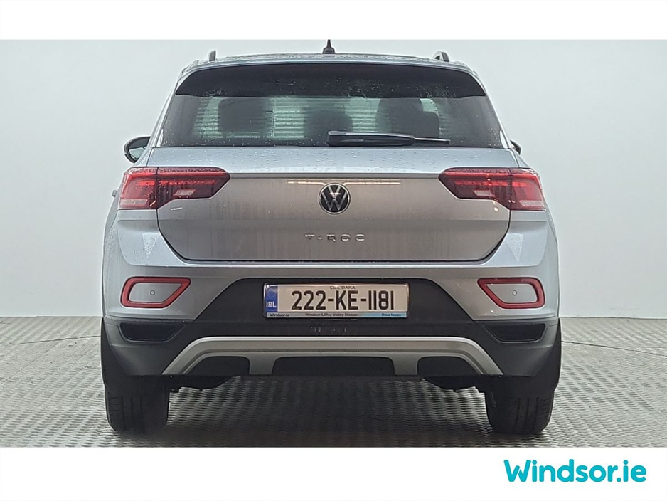 2022 Volkswagen T-Roc - image 11