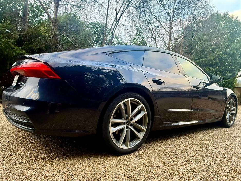 2023 Audi A7 55 TFSI E COMPETITION €55,950