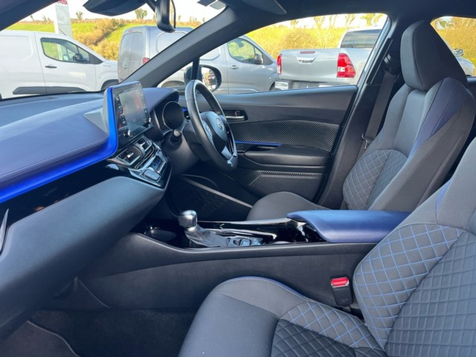 2020 Toyota C-HR 1.8 HYB LUNA SPORT 4 4DR AUTO