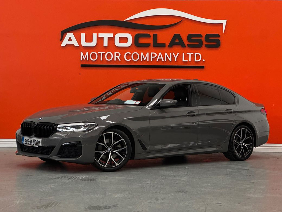 2020 BMW 5 Series - image 5