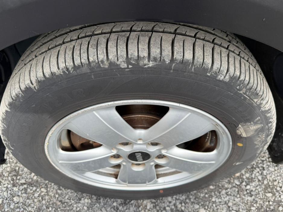 2016 MINI Hatch - image 9