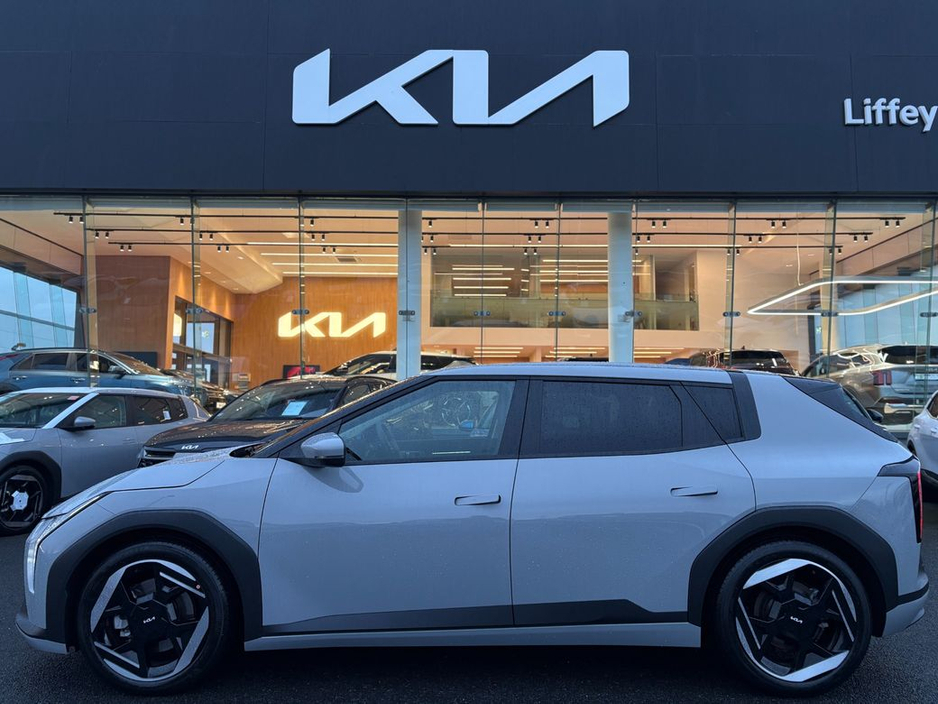 2025 Kia EV4 Earth 3 (81.4 KWh Battery) 594km range €42,995
