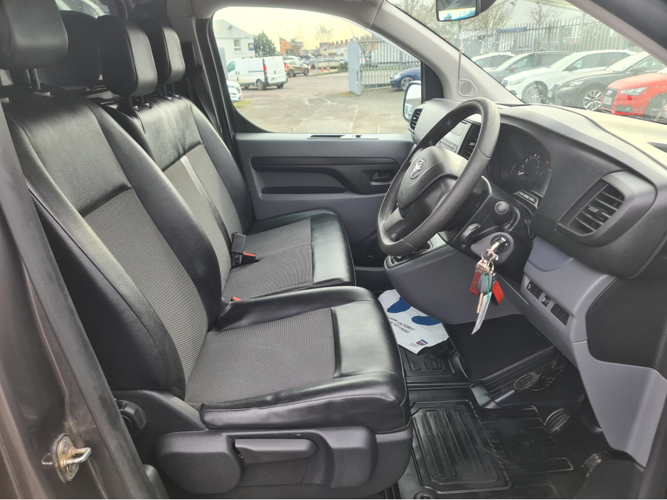 2019 Toyota Proace 2.0 D 120 LWB GX 4DR €13,999