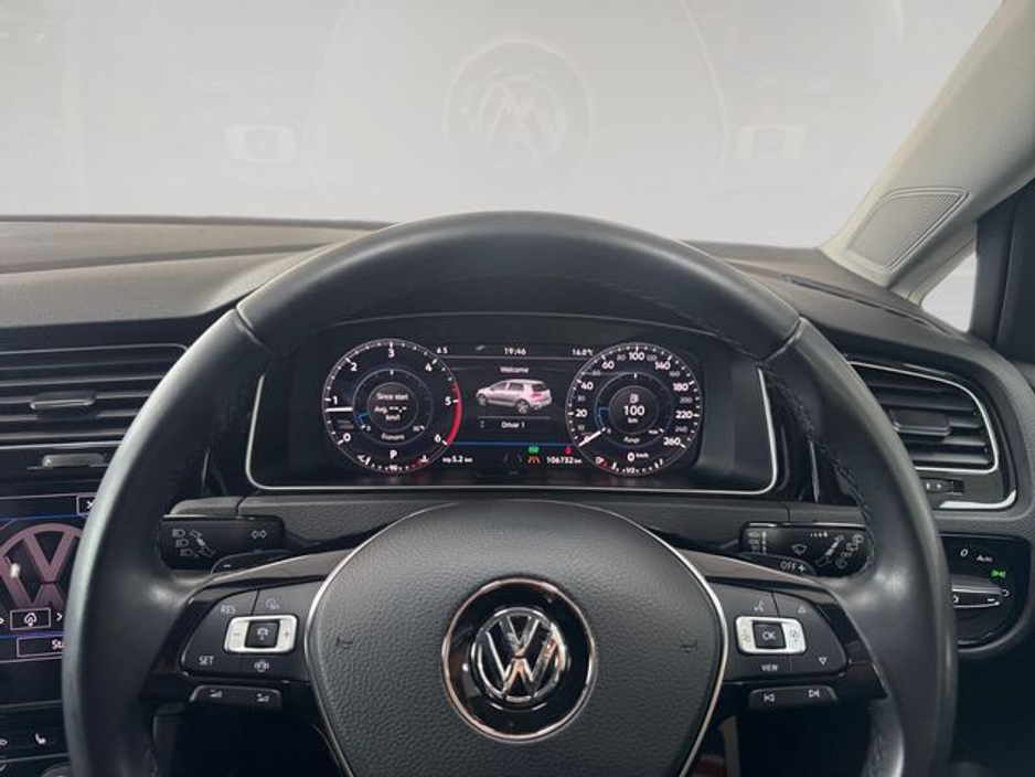 2019 Volkswagen Golf - image 13