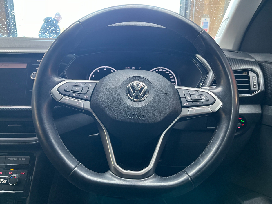 2020 Volkswagen T-Cross €20950 2020 VOLKSWAGEN T-CROSS TSI 1ST 1.0 AUTOMATIC / REVERSE CAMERA / CRUISE CONTROL €20,950