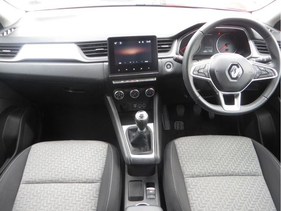 2022 Renault Captur - image 13