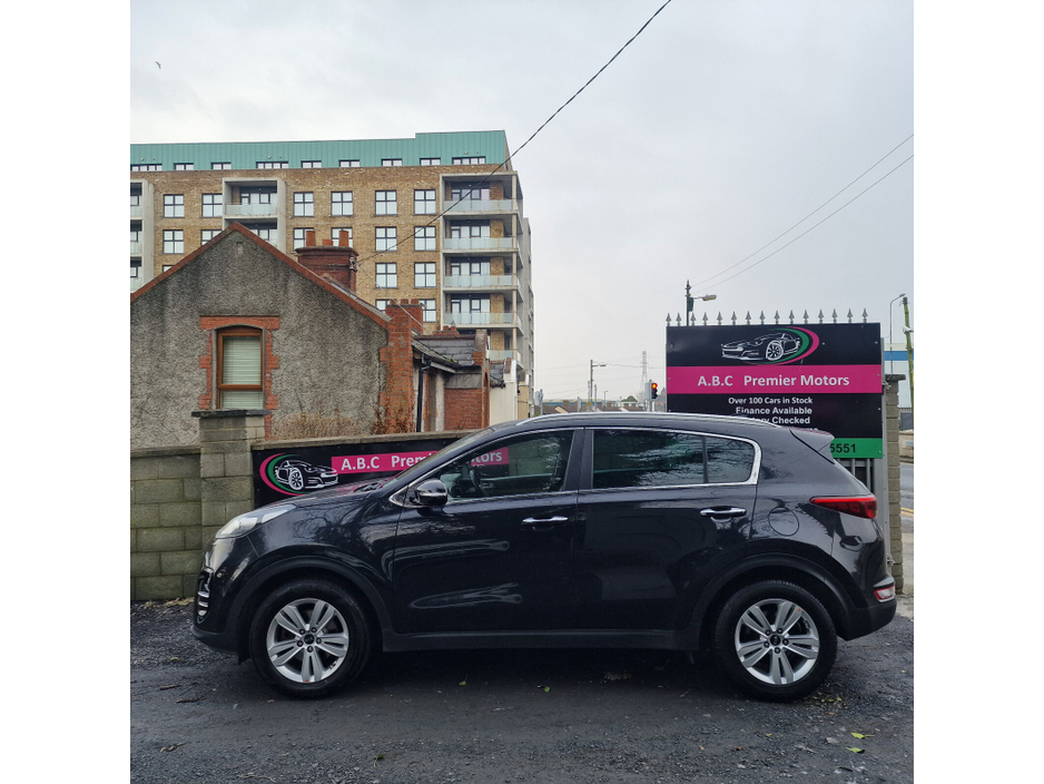 2017 Kia Sportage - image 5