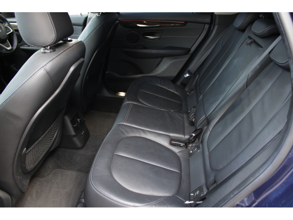 2018 BMW 2 Series - image 21